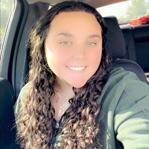 Meet your Posher, Hailey